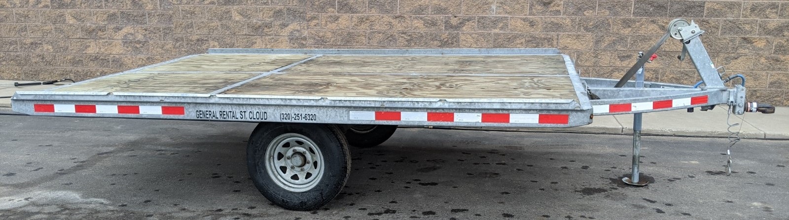 SNOWMOBILE TRAILER 102"X144" 
